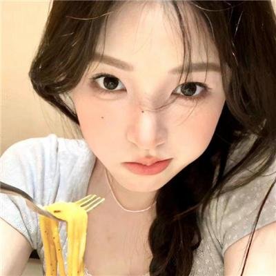 身穿十二单衣的恶魔